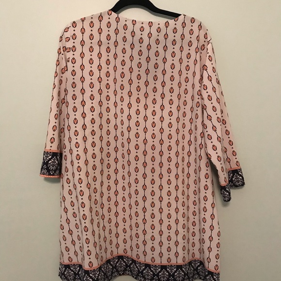 Moa Pattern Tunic - Picture 8 of 10